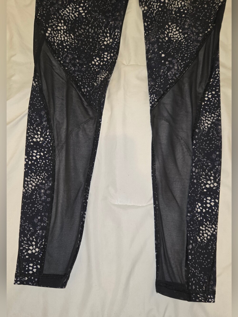 Victoria's Secret Sport Leggings Sz M - Picture 4 of 7